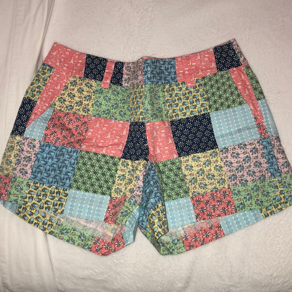 Women’s vineyard vines patterned shorts